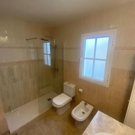 Вилла Sea La Vie - 3 Bedrooms, Pool & Sea Views Калета-де-Фусте